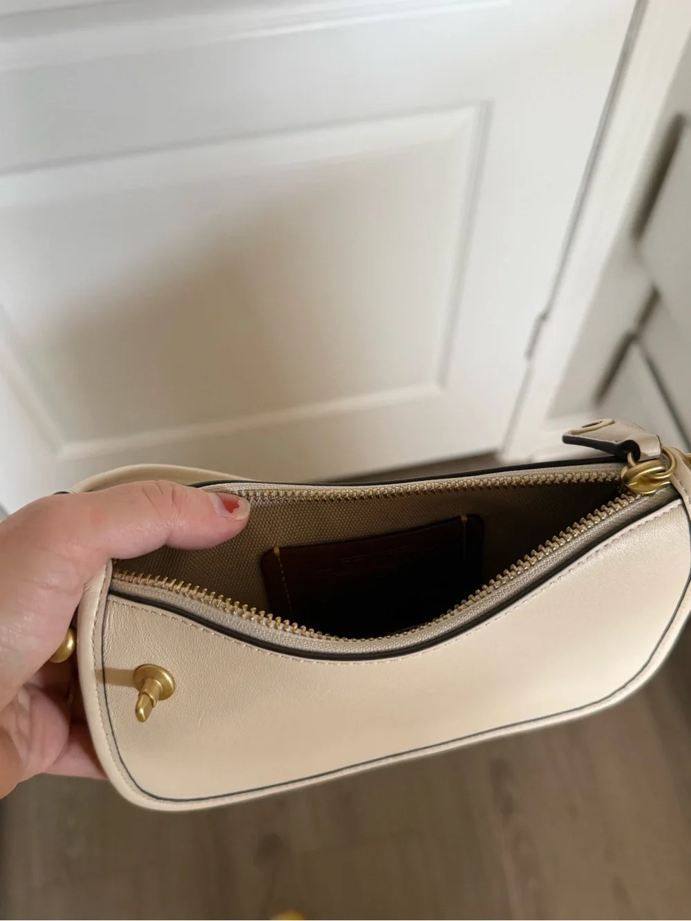 Coach compact shoulder
